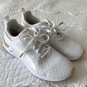 Women’s Puma White & Gold Sneakers- Size 9